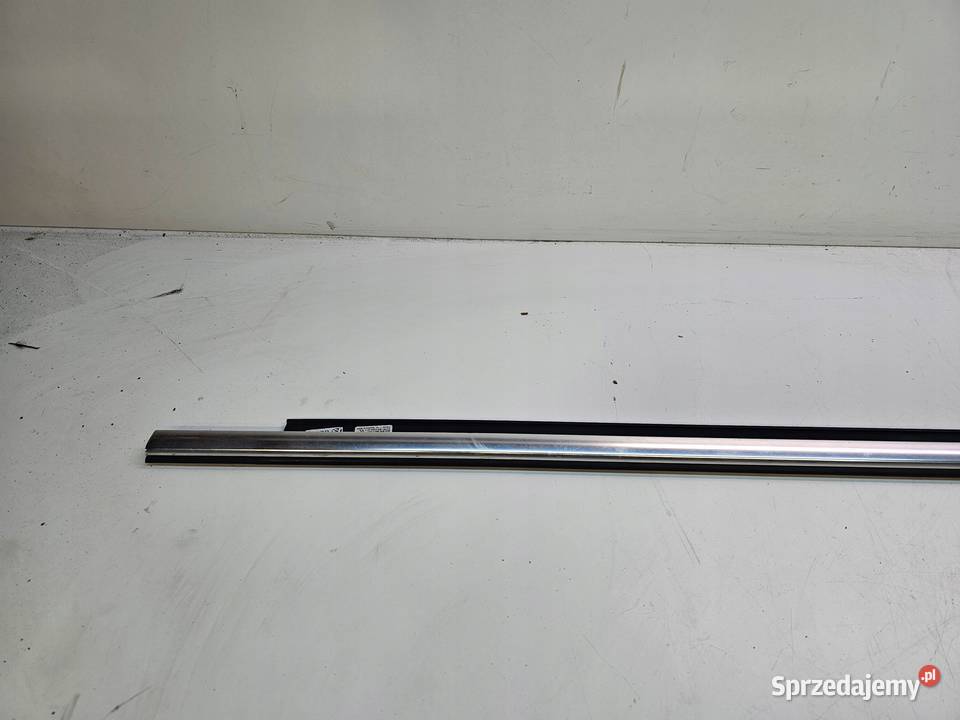 LISTWA CHROM DRZWI AUDI A4 B8 LEWY P 8K0853283J Przystajń
