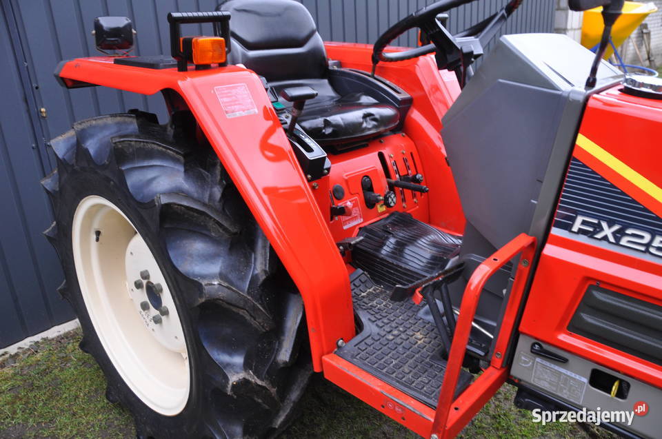 Ciagnik sadowniczy Kubota GL 200YANMARISEKIC330 Frampol