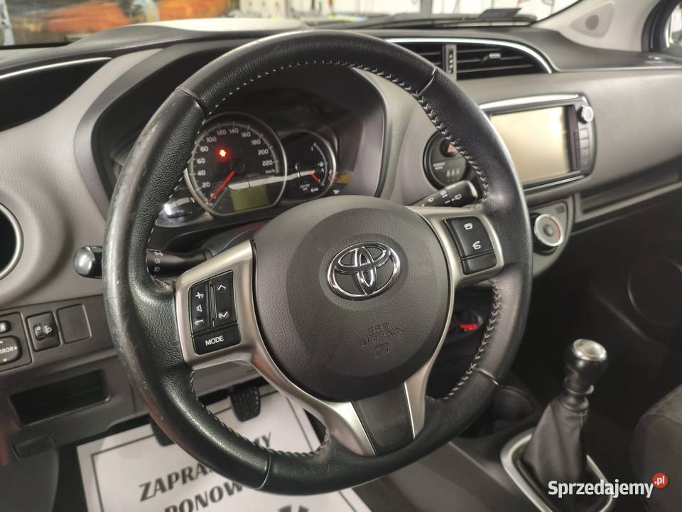 Toyota Yaris 2017 1 właściciel salon benzyna Piła