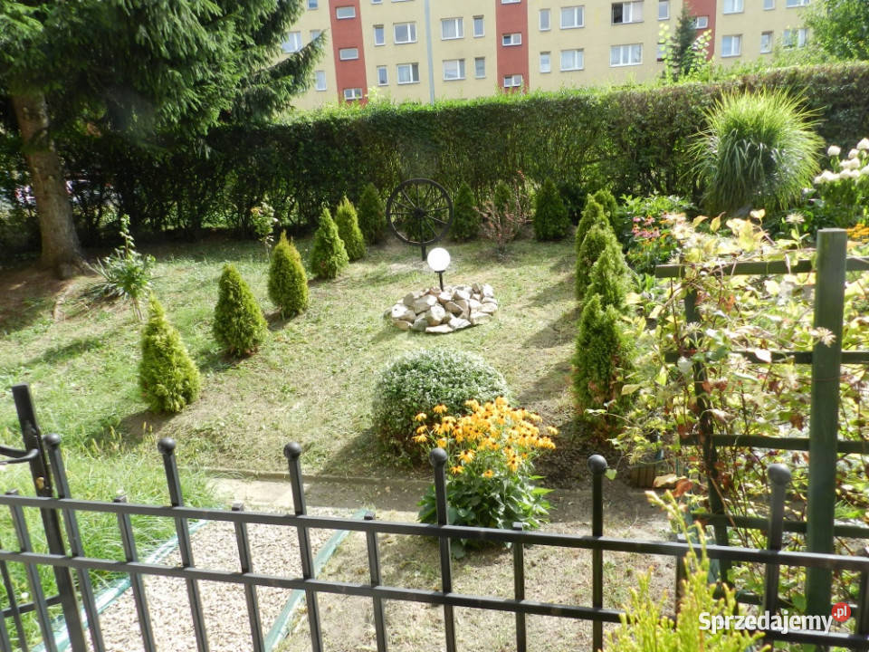 Jasne mieszkanie 45m z tarasem 17m i ogrodem 33m sprzedam