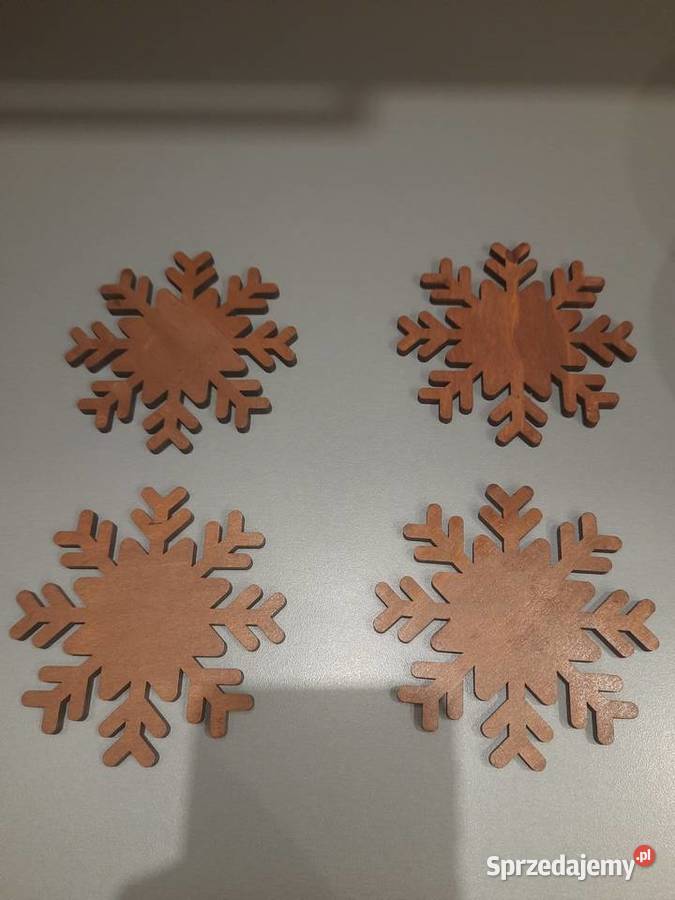 4 nowe podkładki na stolik