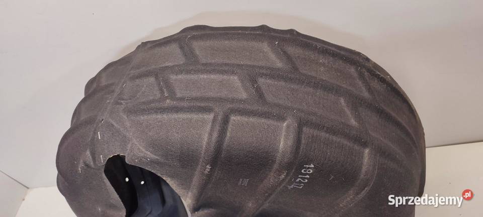 TIGUAN II NADKOLE LEWY TYŁ 5NA810971B osobowe Nadkola