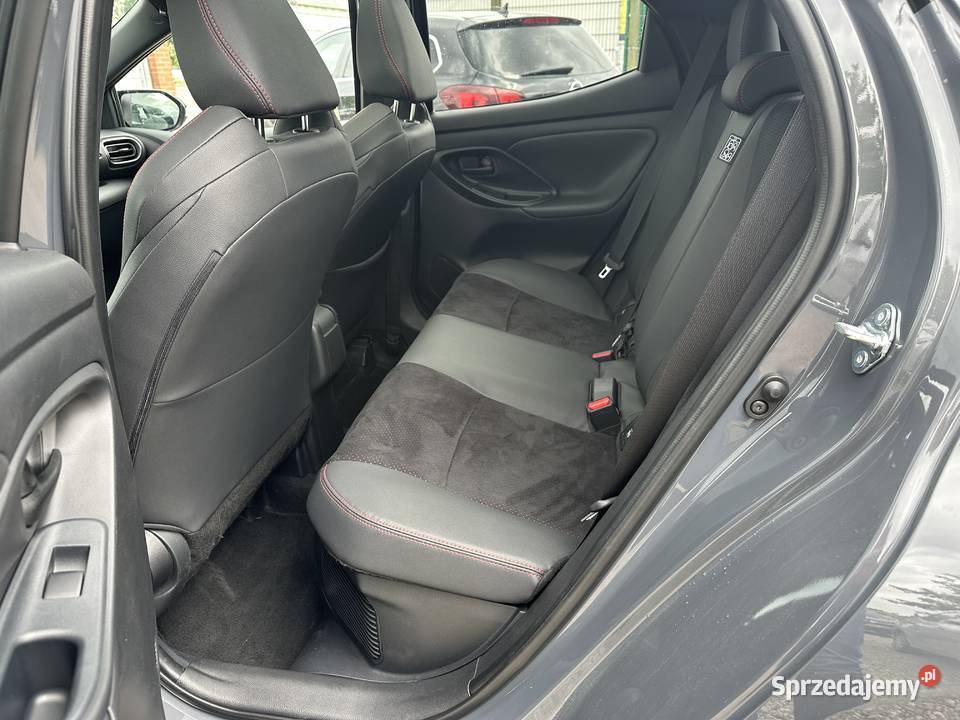 Toyota Yaris Hybryda GRVIP SKYVIEWSalonPLIWŁ Warszawa