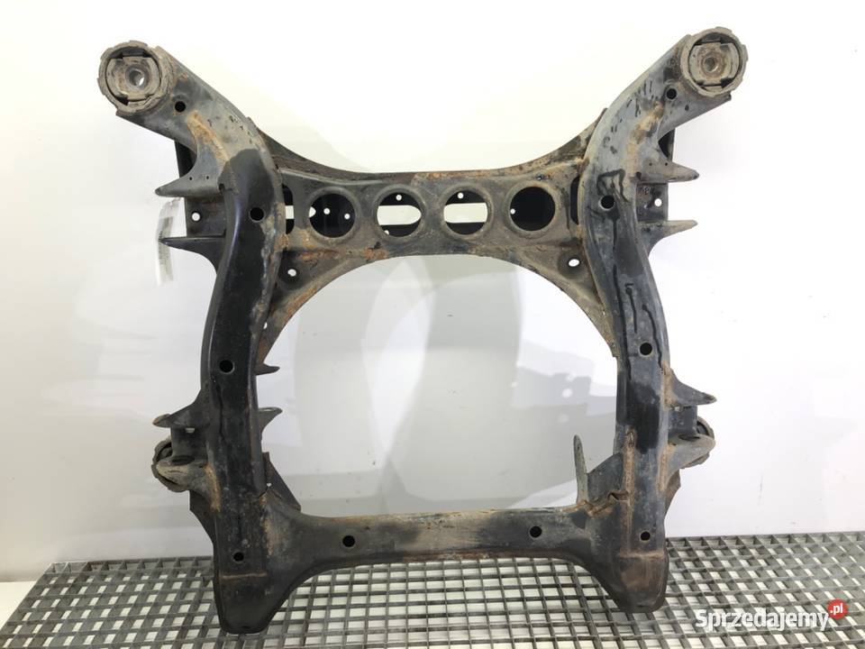 BELKA POD SILNIK AUDI Q7 4L 30 240 7L0400025