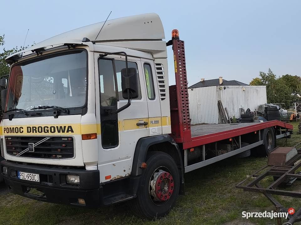 Volvo FL6220 Pomoc drogowa laweta 18 DMC Golina