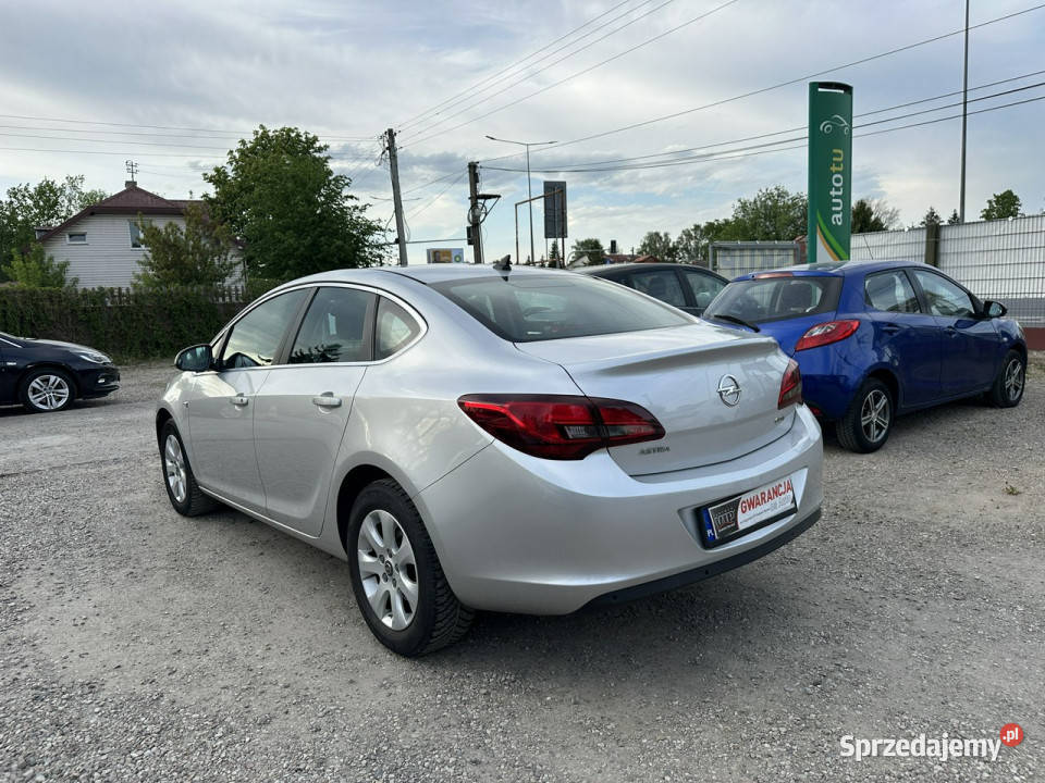 Opel Astra 16 CDTI Warszawa