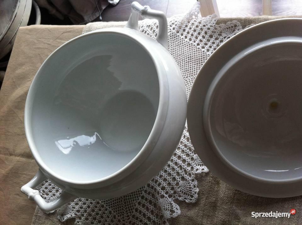 stara waza z białej porcelany Gliwice