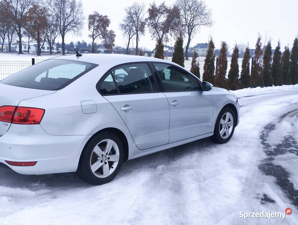 Sprzedam samochód osobowy Krzesk-Królowa Niwa