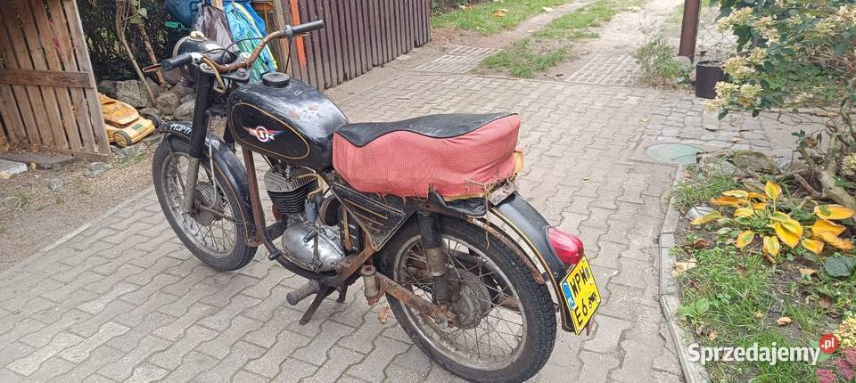 Motocykl WSK M0664 zarejestrowana Góra Kalwaria