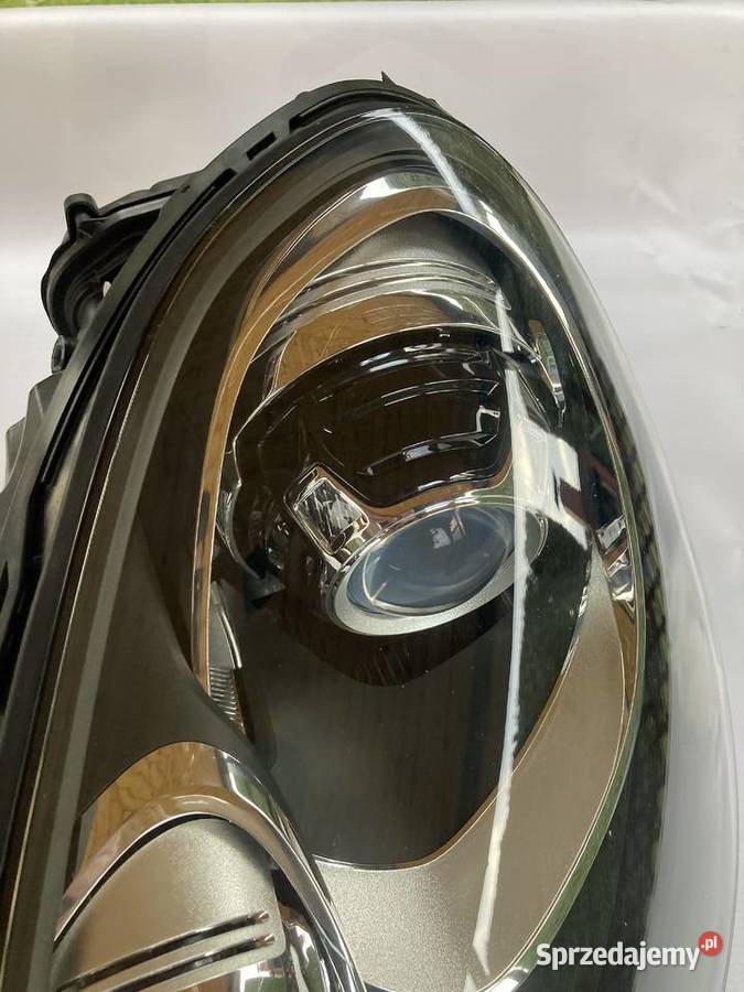 Sprzedam reflektor lewy przedni na części do Skawina