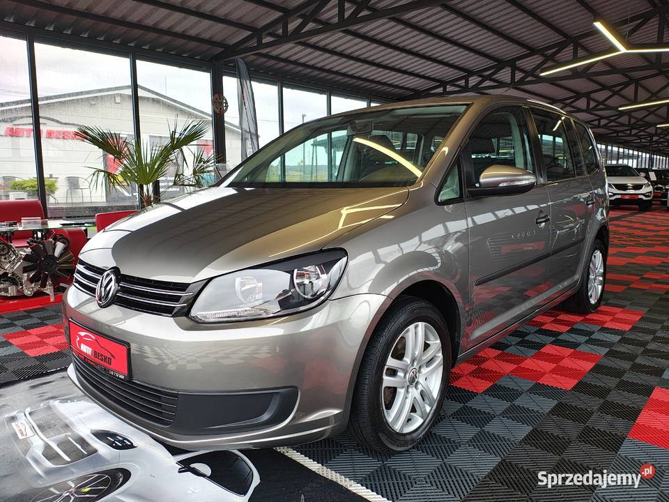 VOLKSWAGEN TOURAN 7-OSOBOWY ZAREJESTROWANY NOWY RORZĄD ,OLEJE