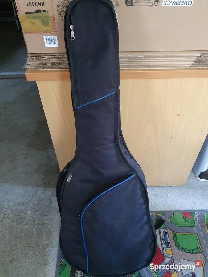 Gitara w zestawie pokrowiec stojak do nut i Andrychów