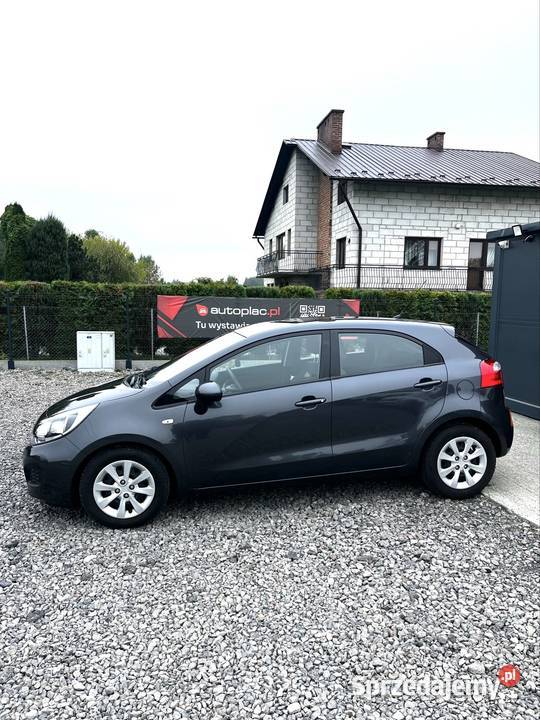 Kia Rio Benzyna 2013r Rok produkcji 2013 Tomaszów Lubelski