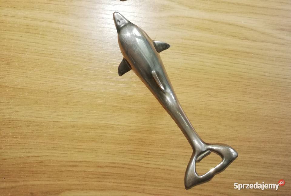 Otwieracz do napojów delfin