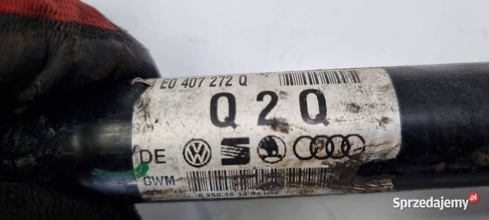 PÓŁOŚ PRAWA PRZÓD AUDI S8 D3 4E0407272Q Lipno