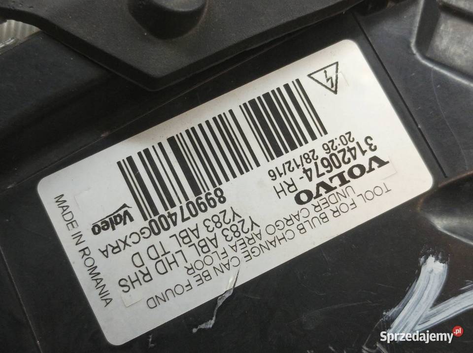 LAMPA PRZÓD PRAWA XENON EU 31420674 Volvo V60 I Lampy przednie świętokrzyskie