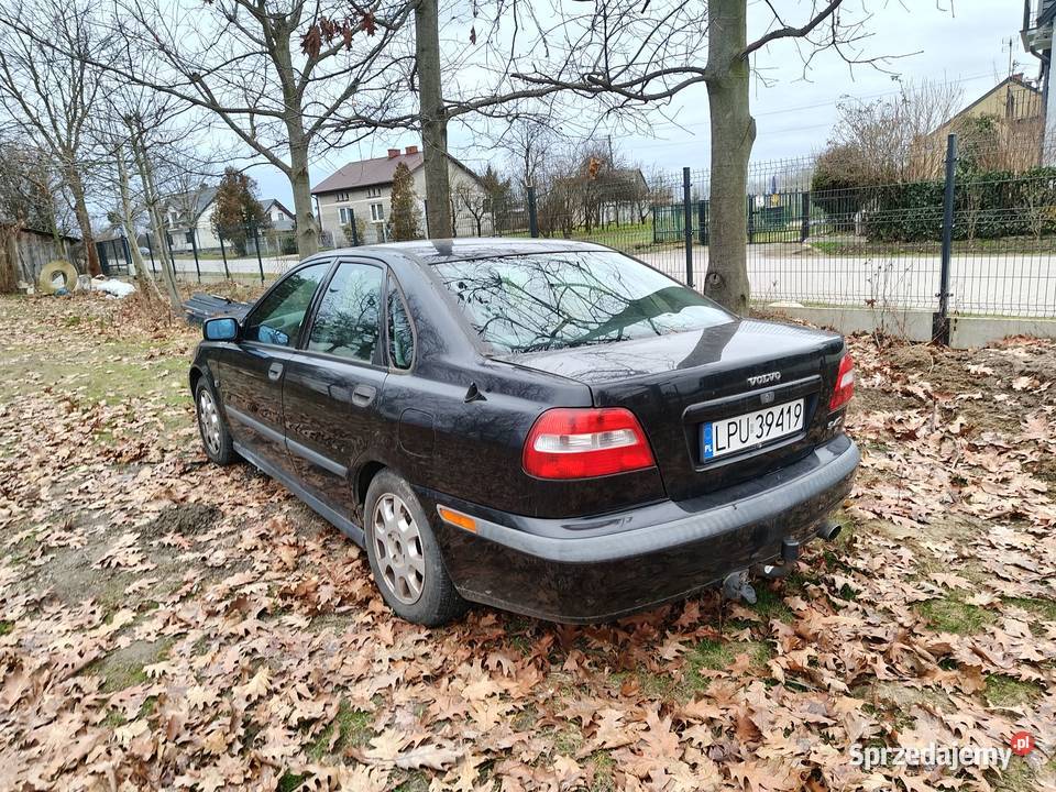 VOLVO S40 sedan 18 Benzyna Gaz Rok produkcji 2002 S40 Puławy sprzedam