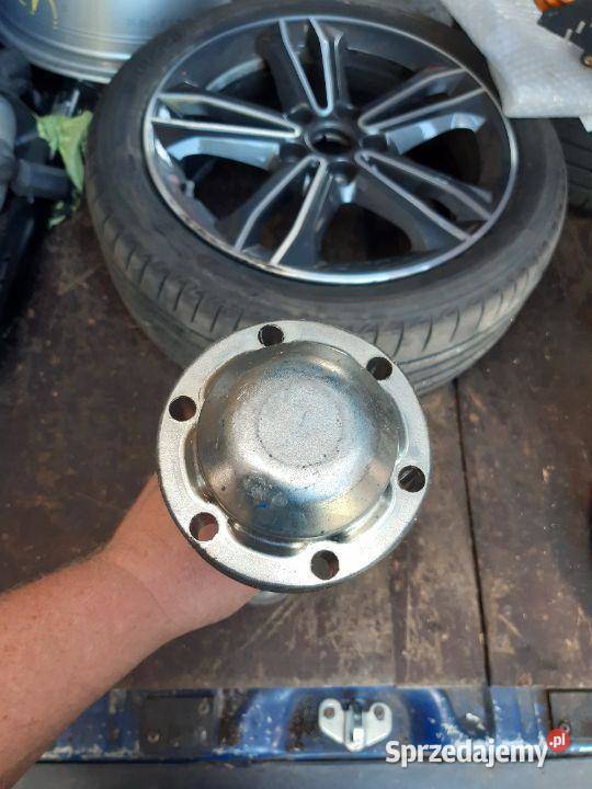 półoś tylna prawa Audi A8 D5 4N0501204A Półoś sprzedam