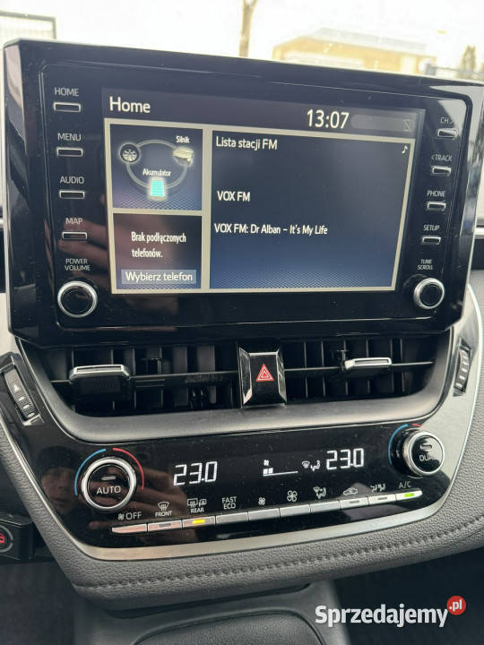 Toyota Corolla 18 HSD LPG Vat 23 Salon Ast Otwock Mały