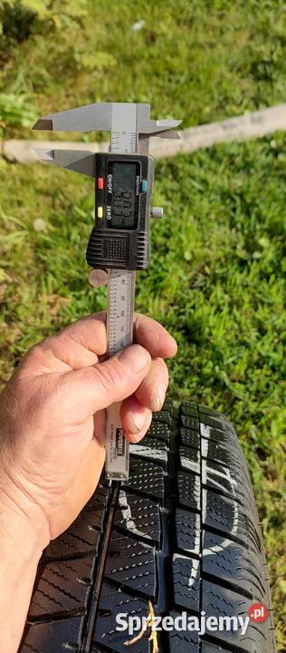 Komplet opony falken zimowe 75r225 16c Samochodowe wielkopolskie Konin sprzedam