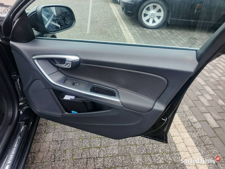 Volvo V60 Niemcy Dobrze wyposażone I 20102018 gniazdo USB Chełm