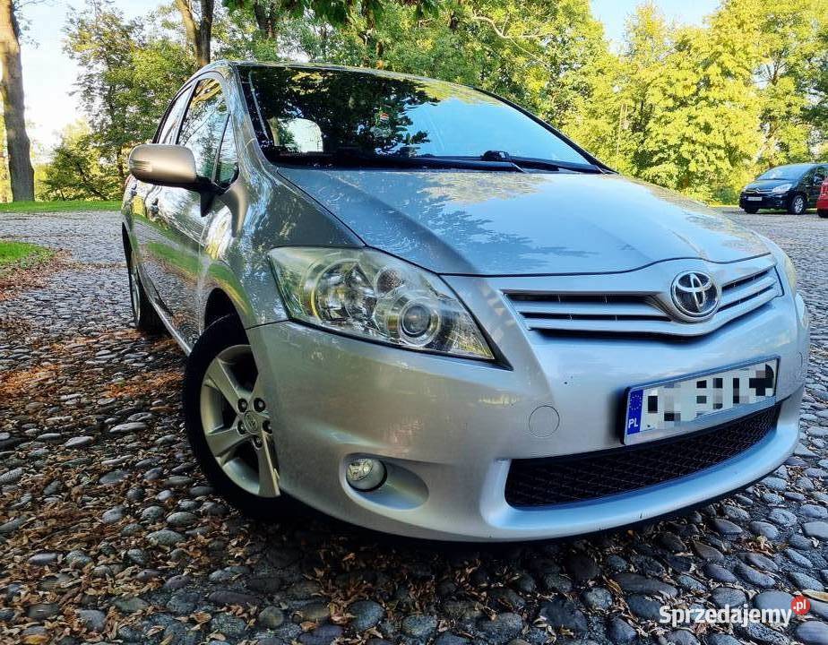 Toyota Auris 16 Valvematic 13297KW benzyna małopolskie Brzesko