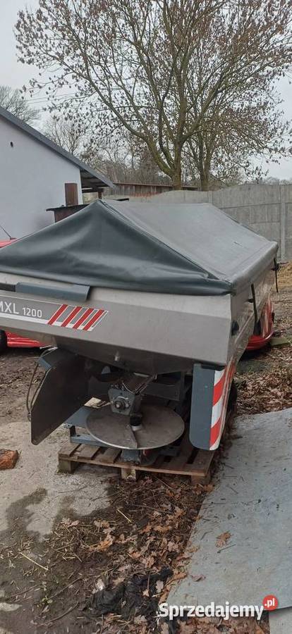 Rozsiewacz nawozu Wielkie Stwolno