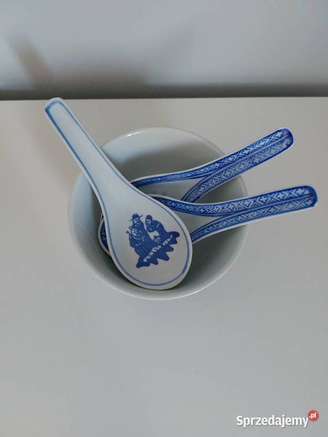białoniebieska miseczka do ramenu z 3 łyżkami Poznań