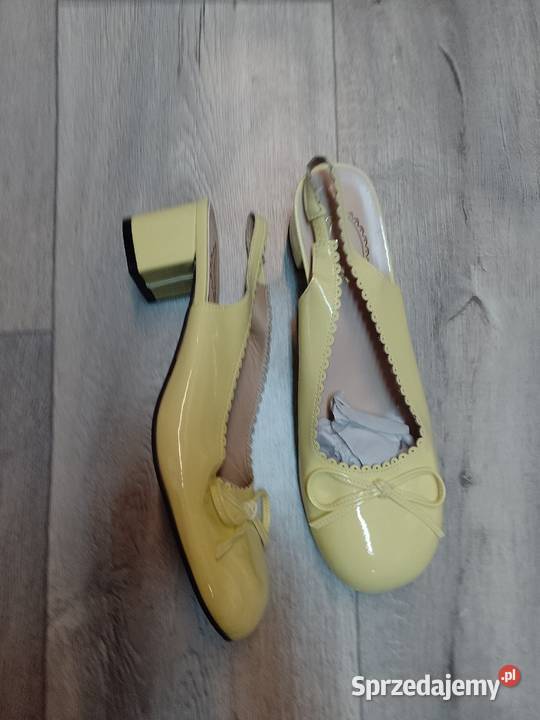 41 Żółte czółenka wieczorowe z odkrytą piętą na Kraków