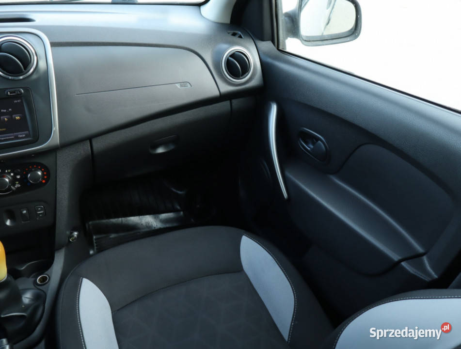 Dacia Sandero 15 dCi Rok produkcji 2013 mazowieckie