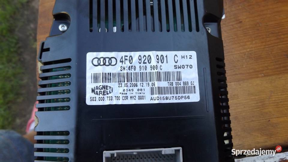 AUDI A6 C6 0511 LICZNIK ZEGAR 4F0920901C