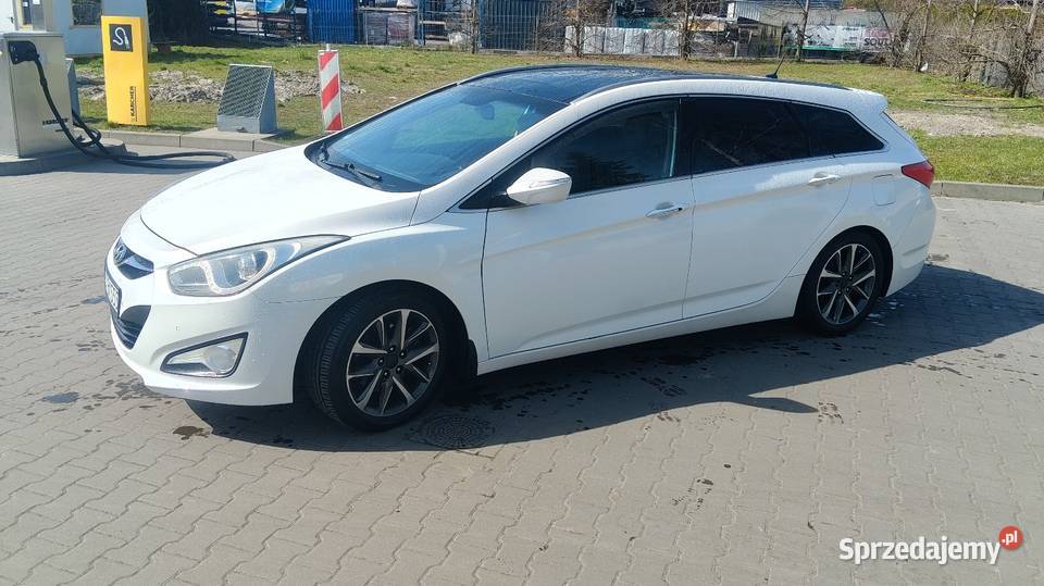 Hyundai i40 17 kamera cofania panoramahak immobilizer i40 sprzedam
