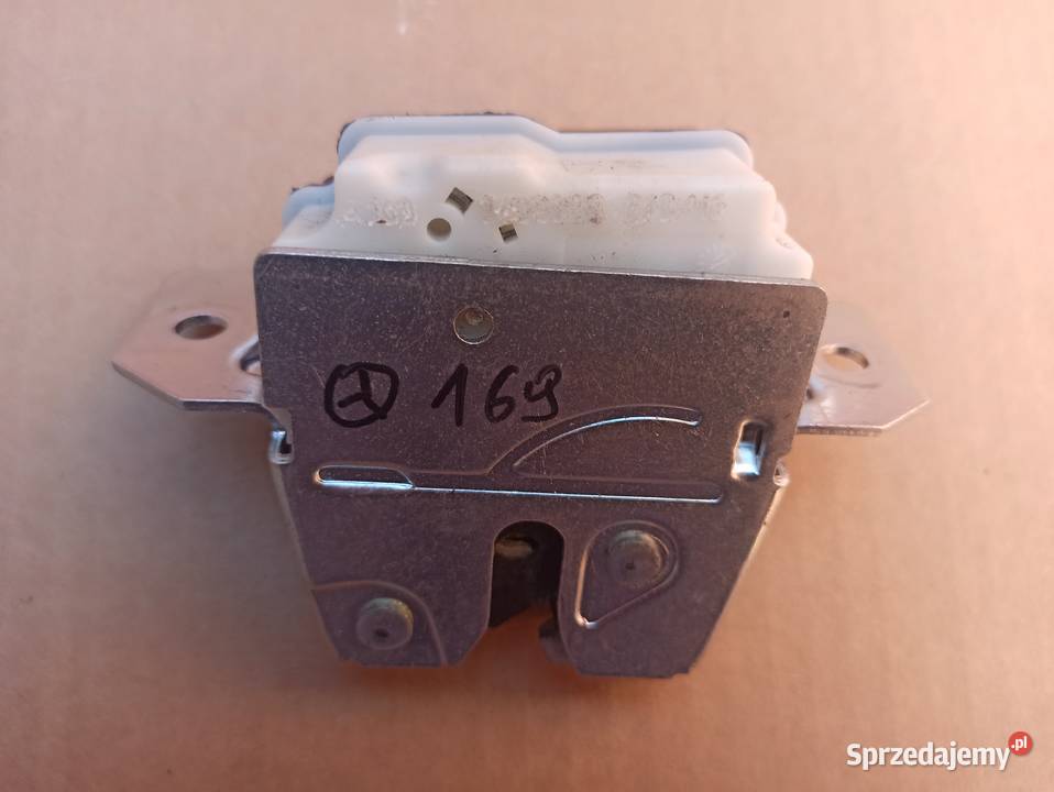 Zamek klapy bagażnika tył dolny Mercedes A169 Bolesławiec