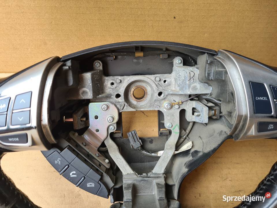 Mitsubishi Outlander kierownica skóra Kierownice