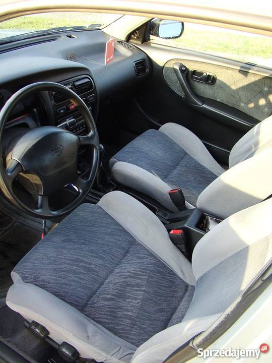 Nissan Primera P10 16 SRI 1996r Miłogórze
