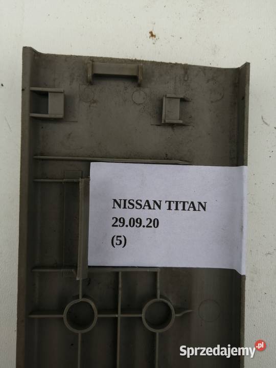 LISTWA PROGOWA LEWYCH PRZEDNICH DRZWI NISSAN Nowy Tomyśl