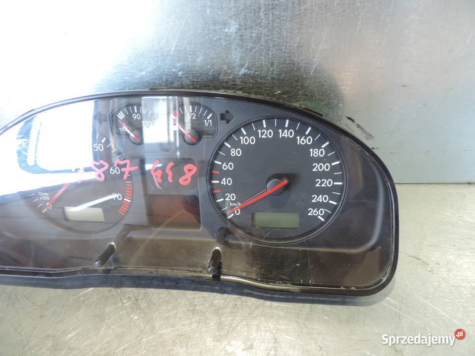 LICZNIK ZEGARY VW PASSAT B5 18 20V 3B0920822 Nowy Sącz sprzedam