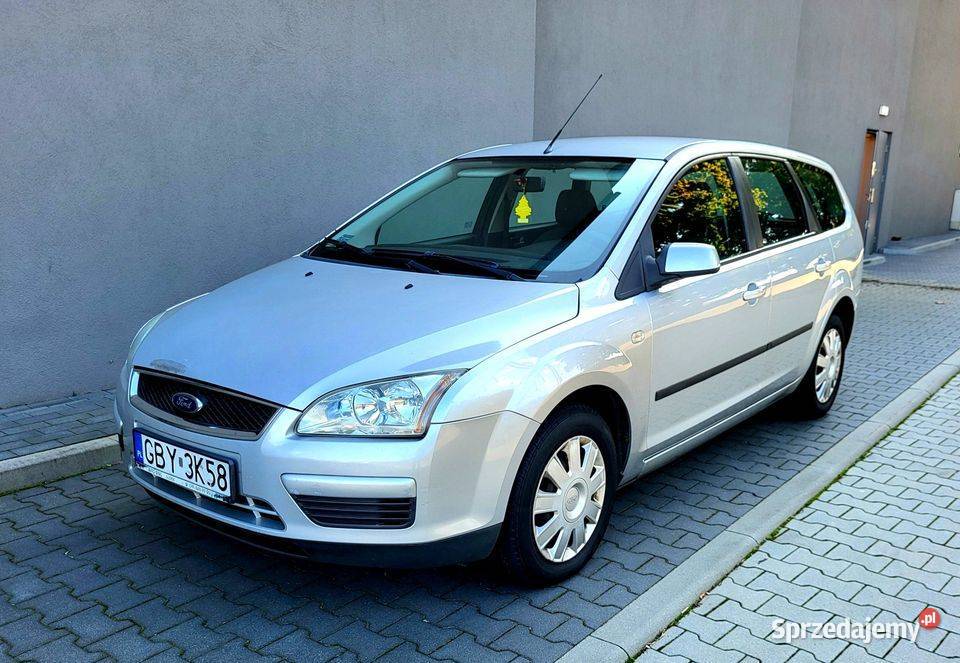 Ford Fokus 1,6tdci klima opony zimowe super stan bez rdzy