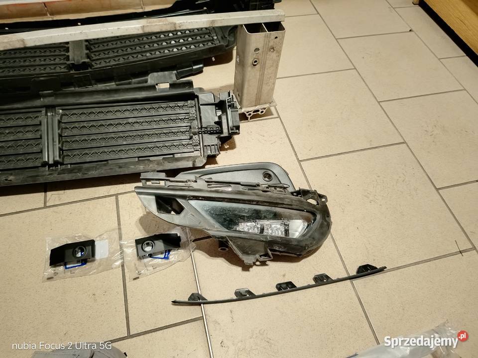 Volvo XC60 Żaluzja górna i dolna wzmocnienie ALU Ostrów Wielkopolski