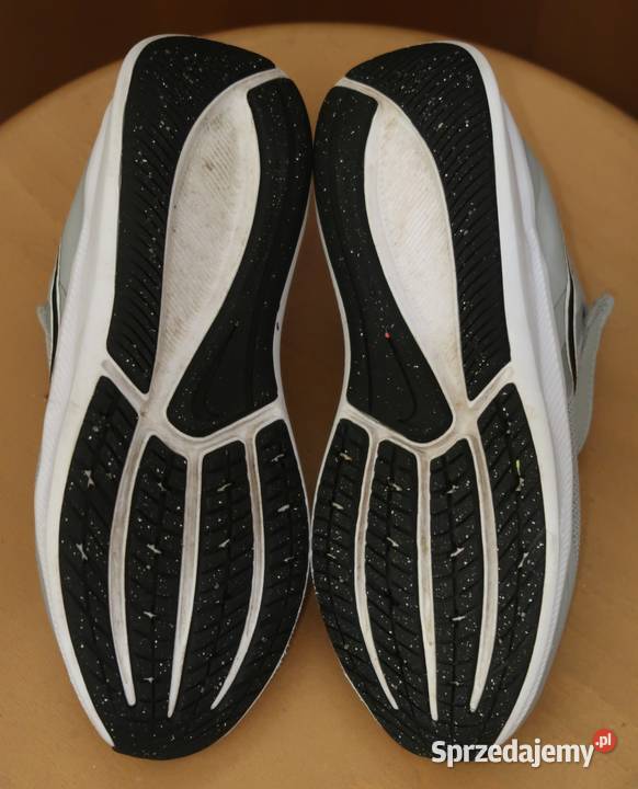 Buty chłopca firmy NIKE model Star Runner 3 34 mazowieckie Siedlce