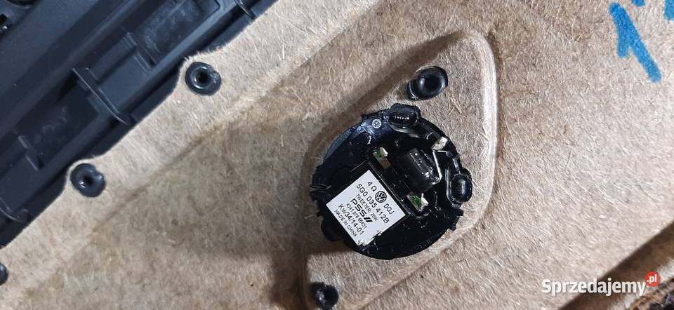 Boczek tapicerka drzwi VW Golf VII prawy tył świętokrzyskie Włoszczowa