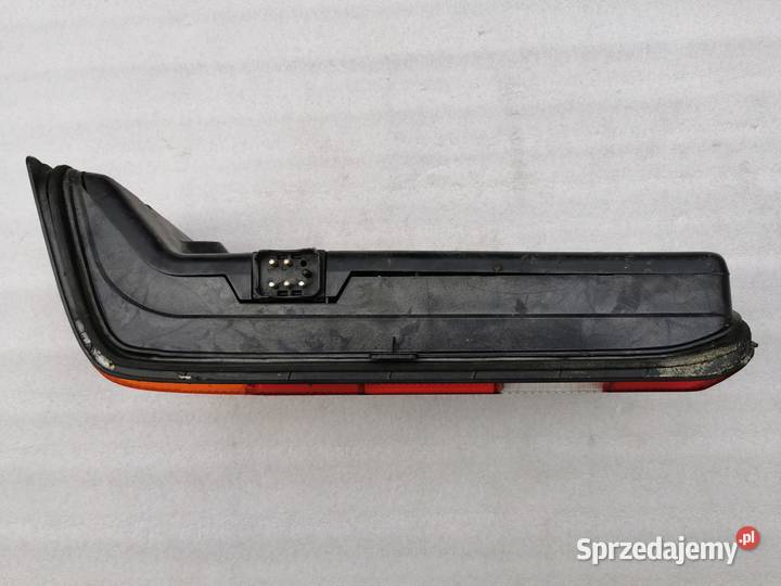 Lampa Prawy Tył Tylna Prawa Mercedes 190 W201