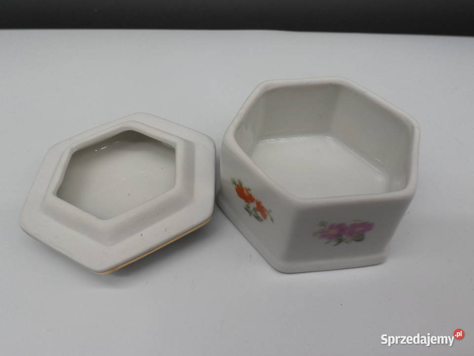 Porcelanowe Puzderkoszkatułka na drobiazgi