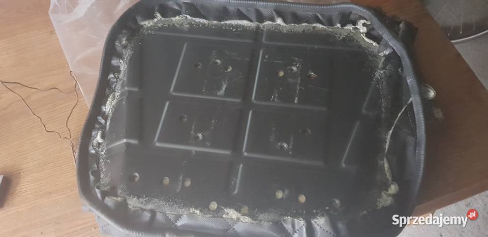 siedzisko siedzenia ciągnika Kabina i karoseria Borzęcin