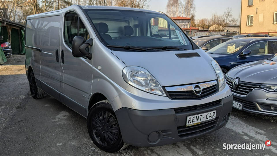 Opel Vivaro Long 20D115 Ciężarowy 3Osoby nieuszkodzony Częstochowa