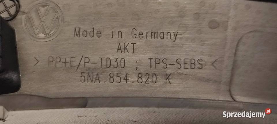 VW TIGUAN II LISTWA BŁOTNIKA PRAWY TYŁ Listwy i nakładki