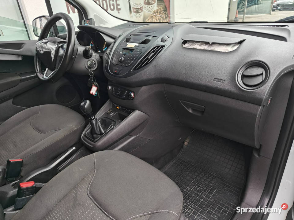 Ford Transit Courier Chłodnia klimatyzacja sprzedam