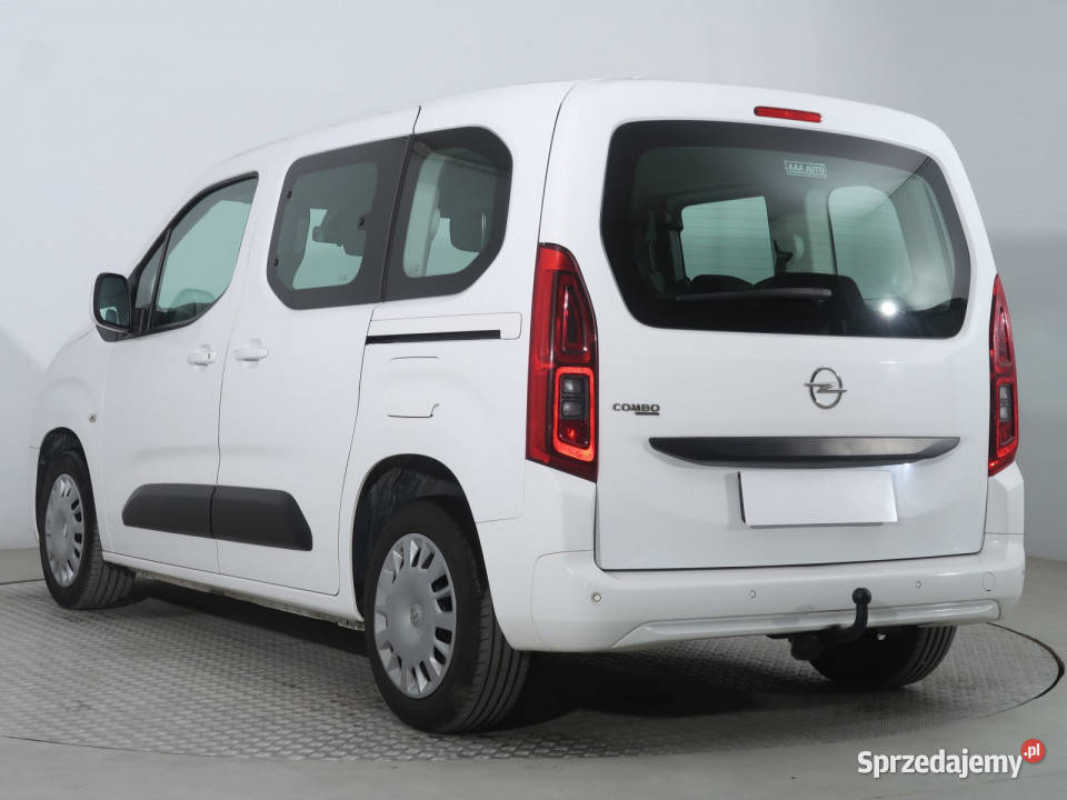 Opel Combo 15 CDTI Bielany Wrocławskie sprzedam