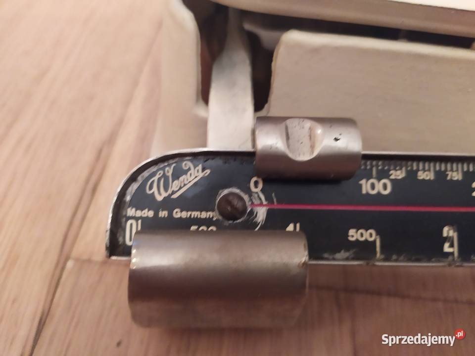 181 WAGA KUCHENNA WENDA Z PRLu VINTAGE Łódź