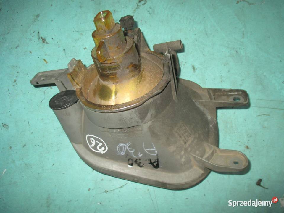 VOLVO XC90 04r halogen prawy przód 8693796